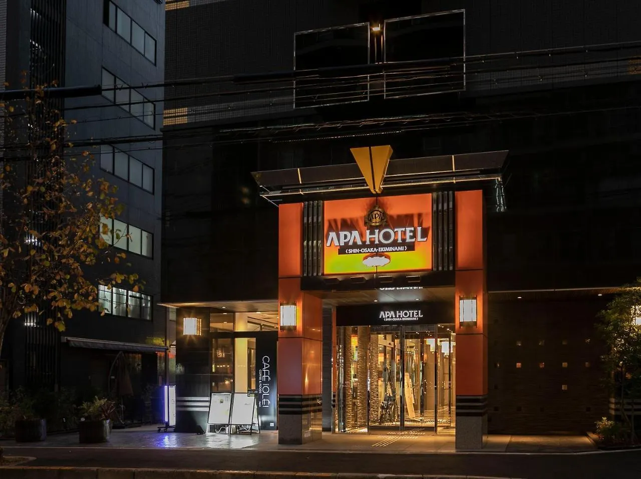Apa Hotel Shin Osaka Ekiminami