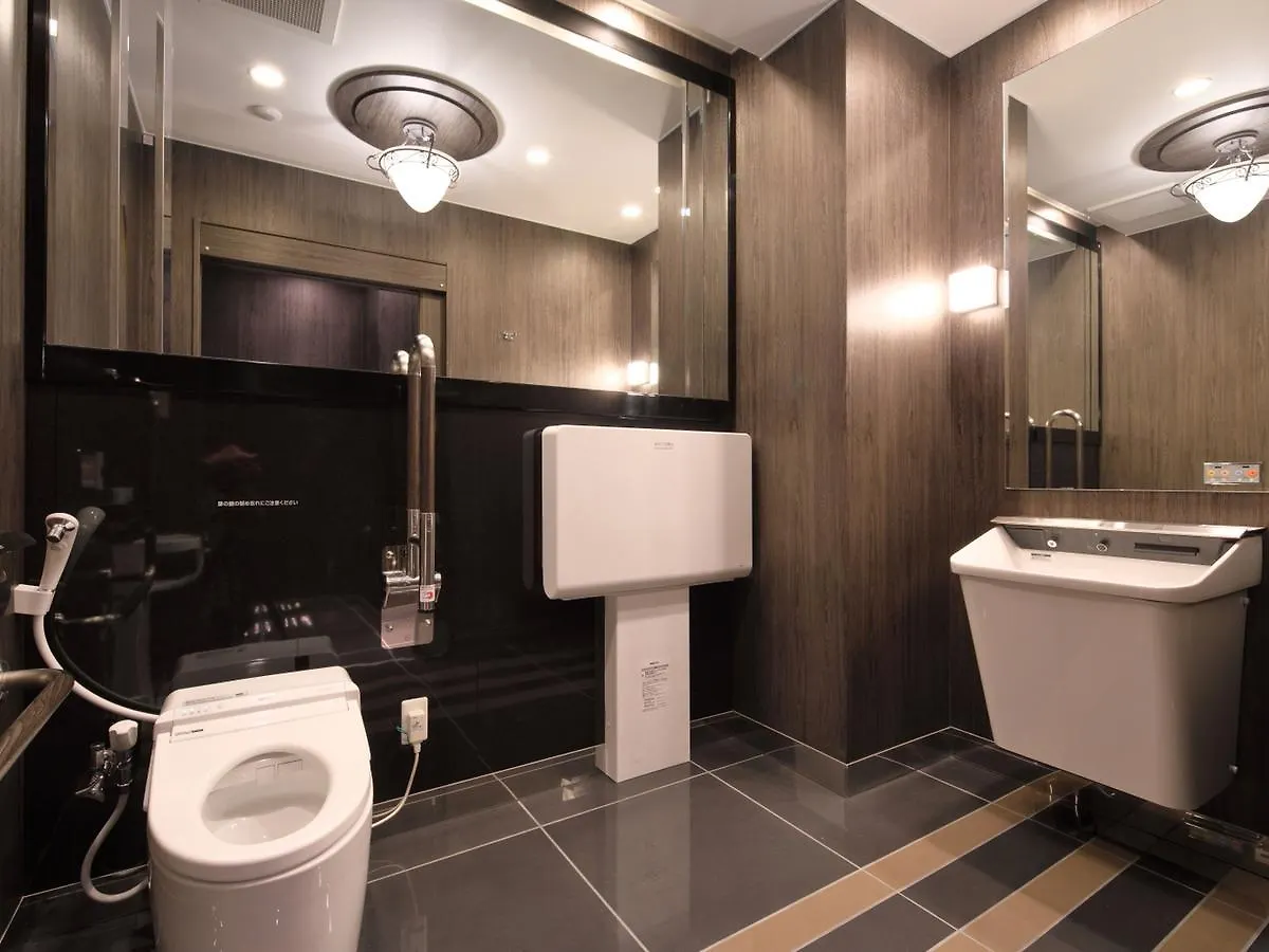 Apa Hotel Shin Osaka Ekiminami 3*,